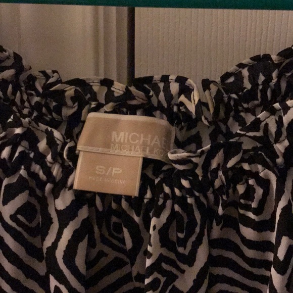 Michael Kors long sleeve top - Picture 2 of 4